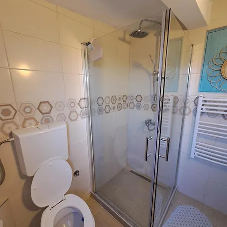 Majdanski Kutak Apartment *